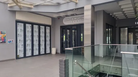 198 Oxford Road, Illovo (20)